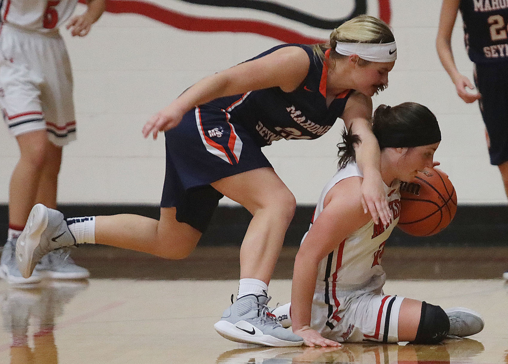 Mount Zion vs Mahomet Seymour girls basketball 5 1.7.19.jpg